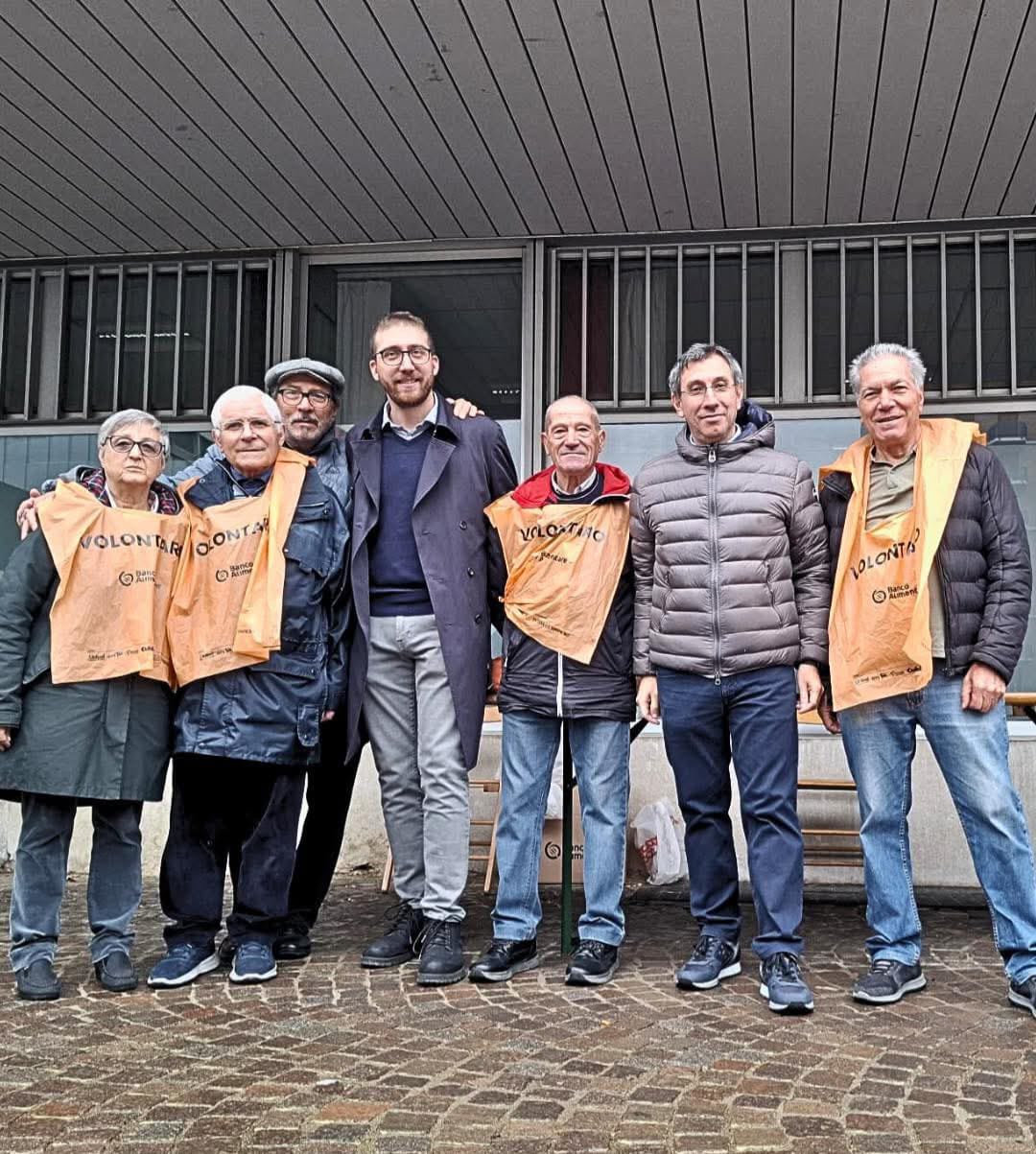 foto colletta alimentare