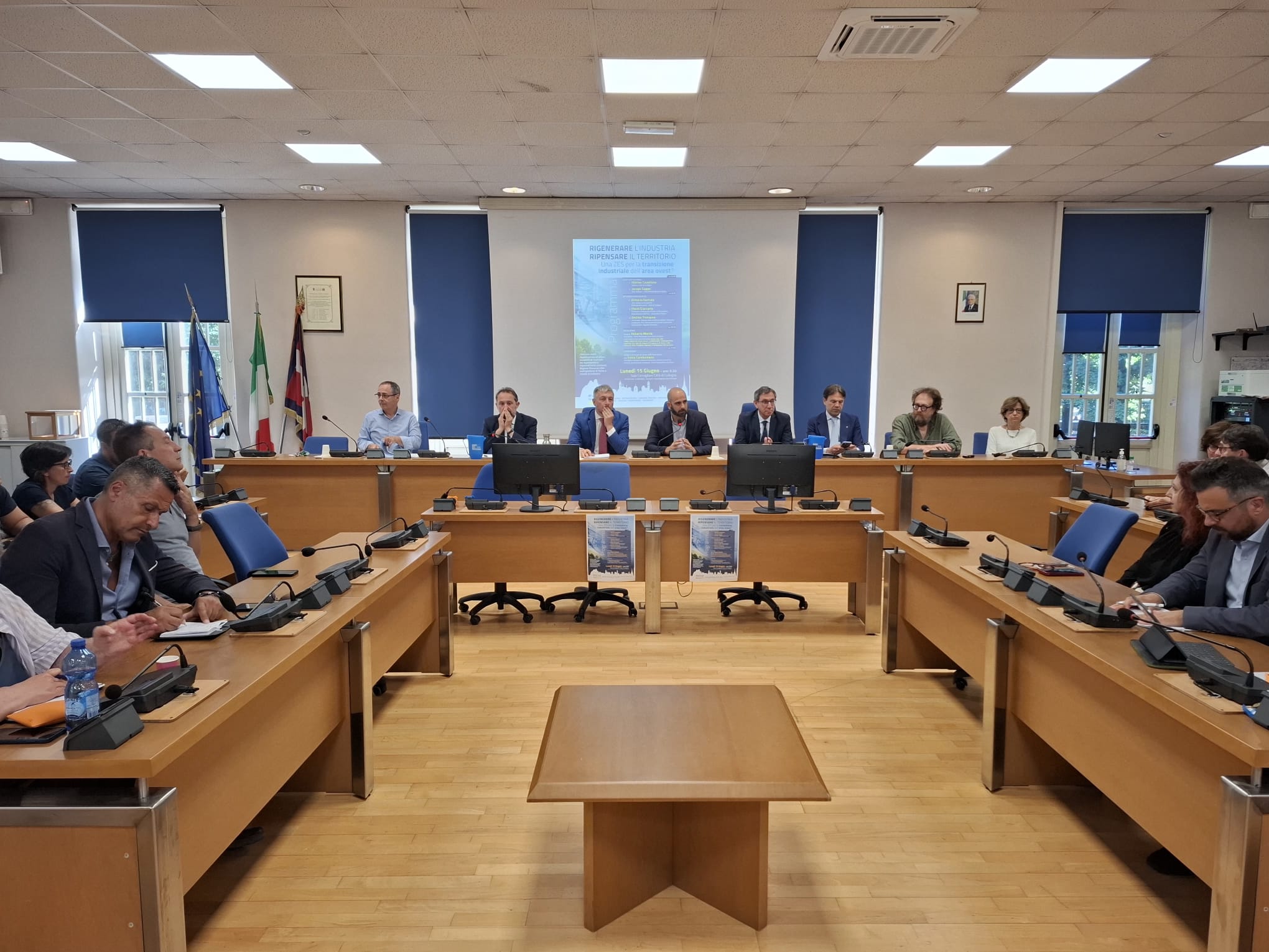 Foto Incontro in Sala Consigliare